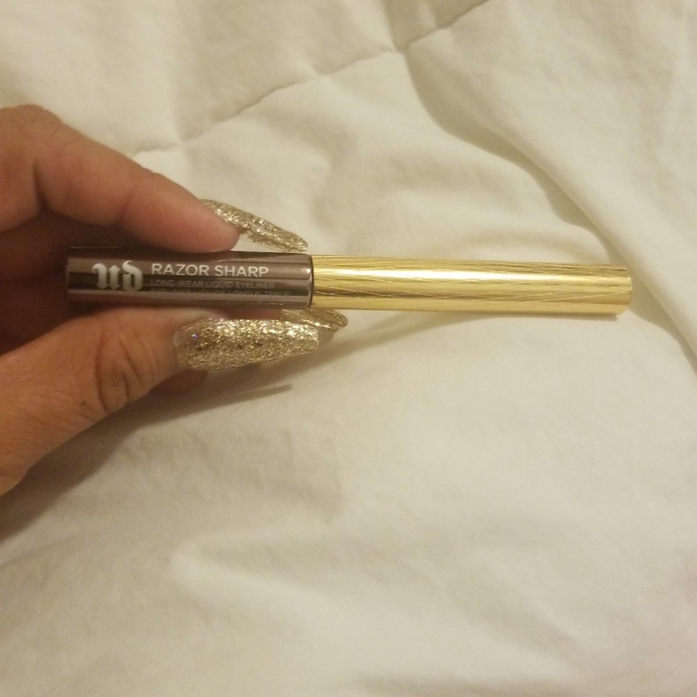 Urban Decay Razer Sharp Liquid liner Goldrush